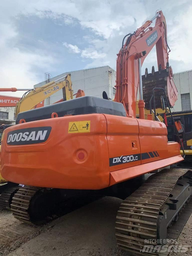 Doosan dx300 Raupenbagger