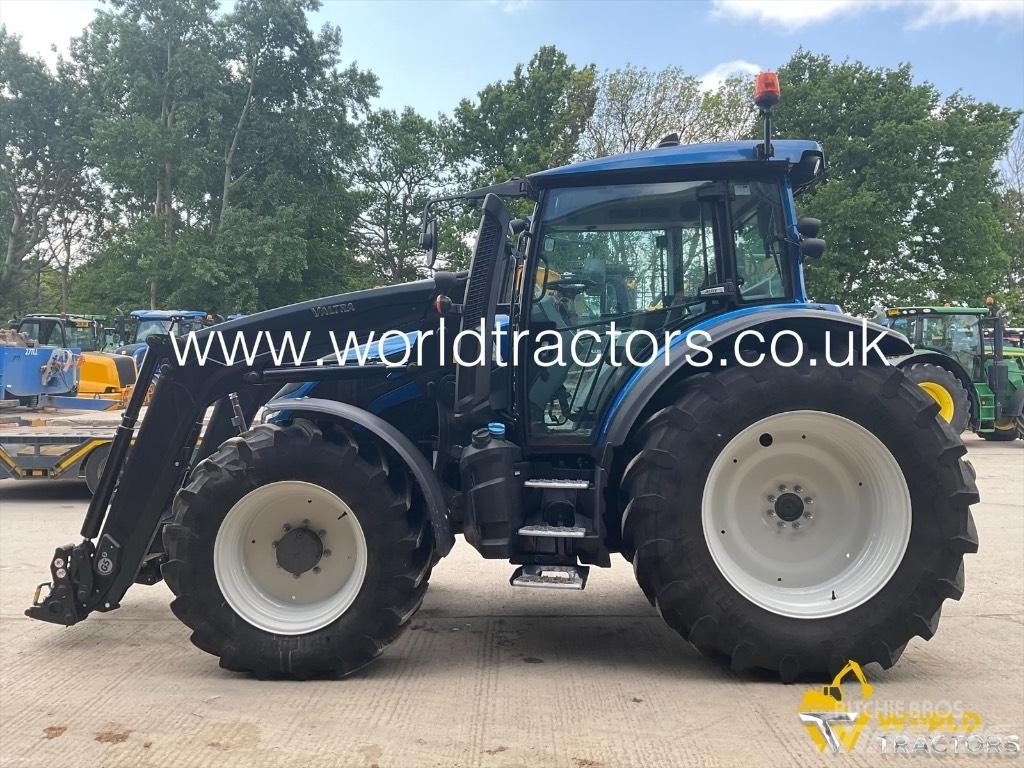 Valtra G 135 Traktoren