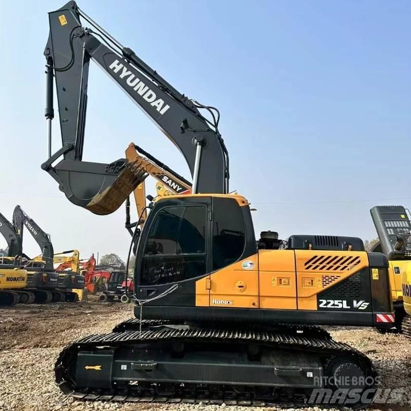 Hyundai R225 Raupenbagger