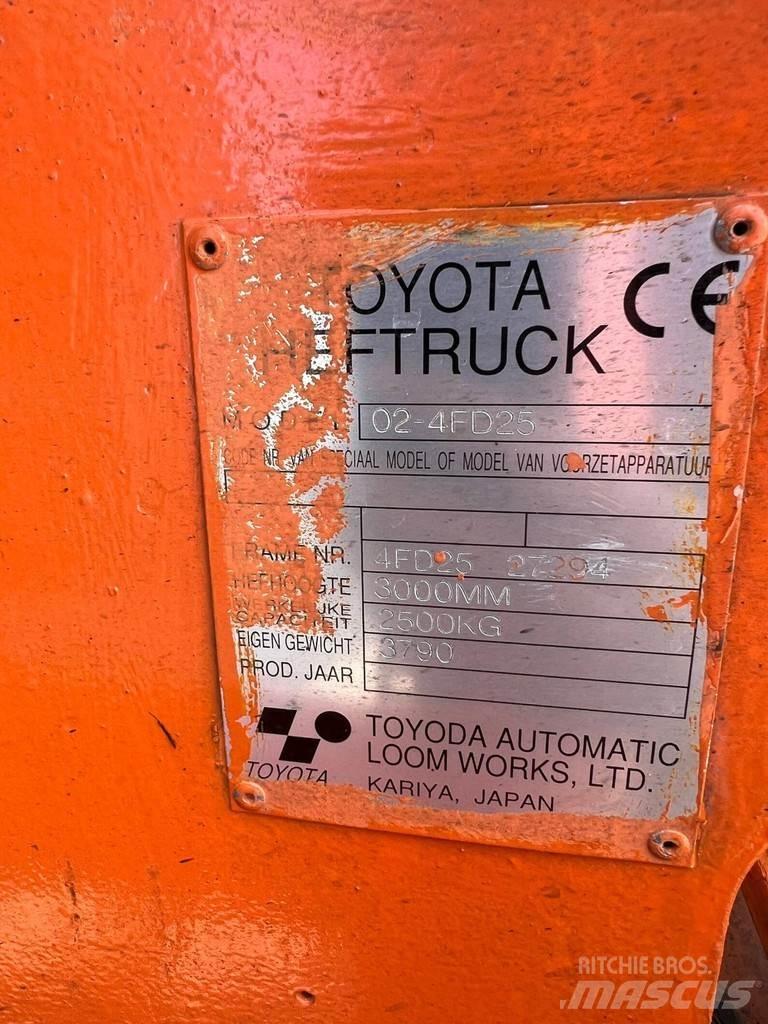 Toyota 02-4FD25 Diesel Stapler