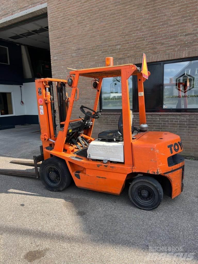 Toyota 02-4FD25 Diesel Stapler
