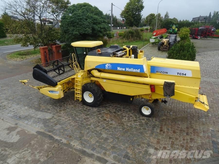 New Holland TC 54 Mähdrescher