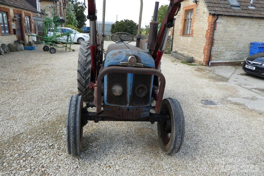 Fordson Super Major Traktoren