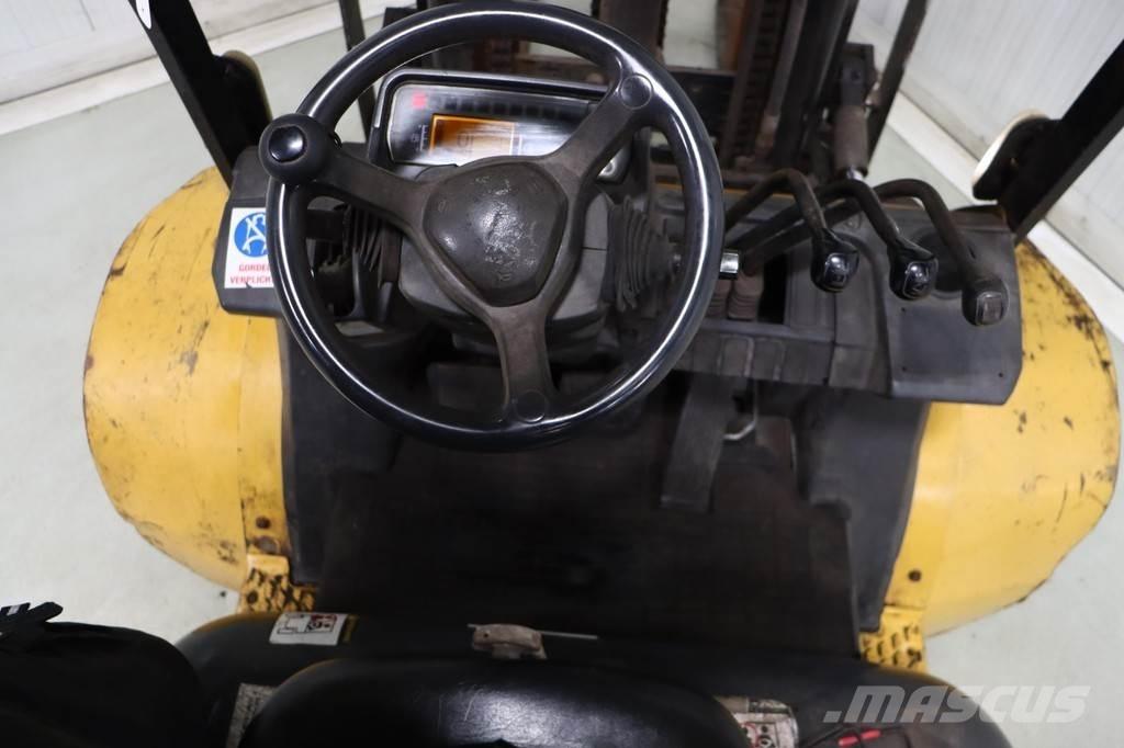 CAT DP30N Diesel Stapler
