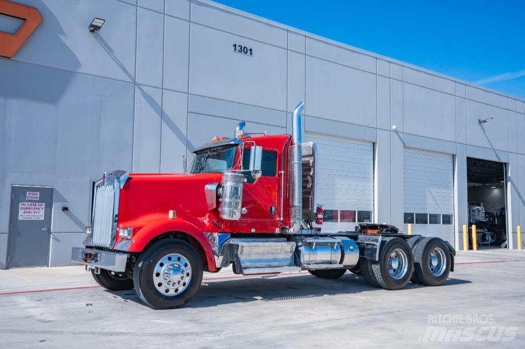 Kenworth W 900 Sattelzugmaschinen