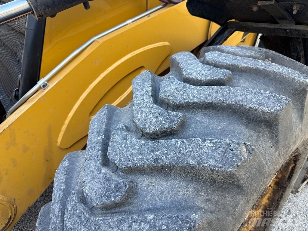 CAT 444 E Baggerlader