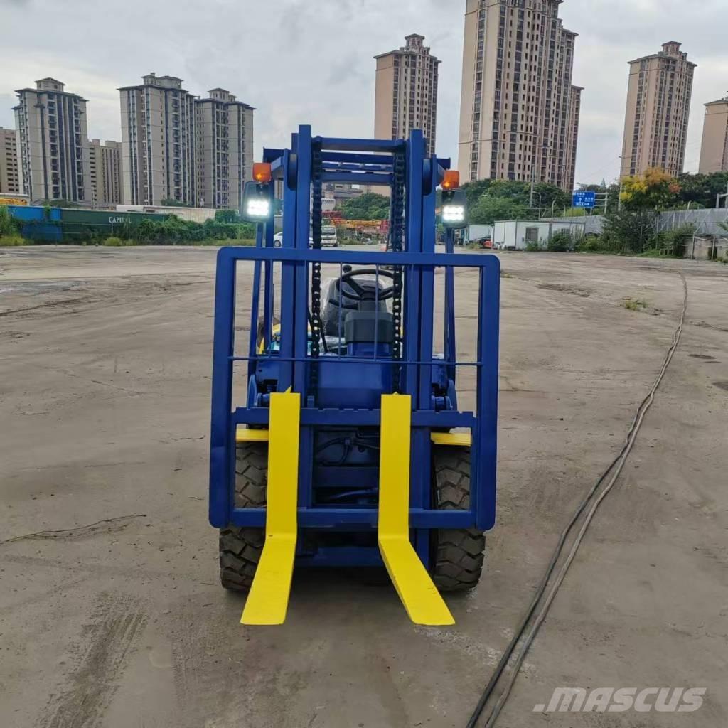 Komatsu FD 30 T-17 Diesel Stapler