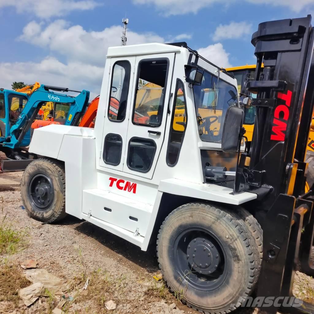 TCM FD 100 Diesel Stapler