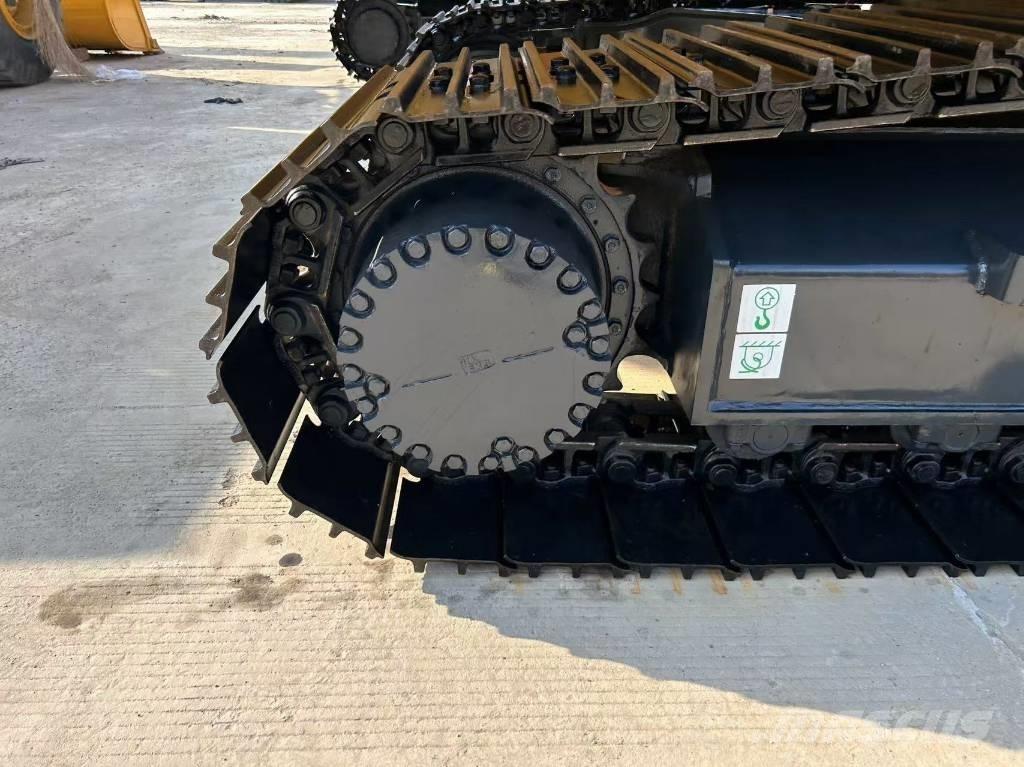 Komatsu 220 Raupenbagger