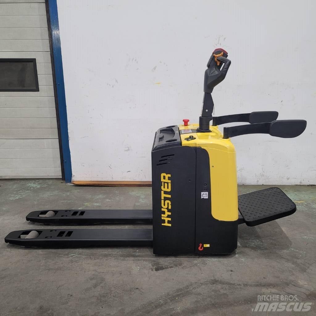 Hyster P 2.0 UTS Gabelstapler mit Fahrerstand