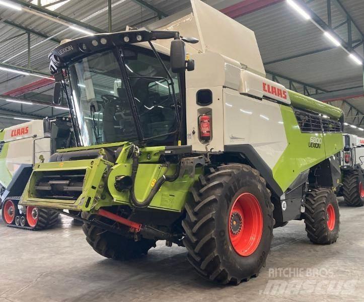 CLAAS LEXION 6800 Mähdrescher