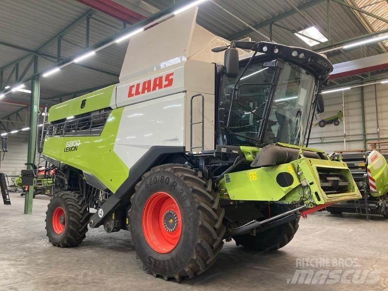 CLAAS LEXION 6800 Mähdrescher