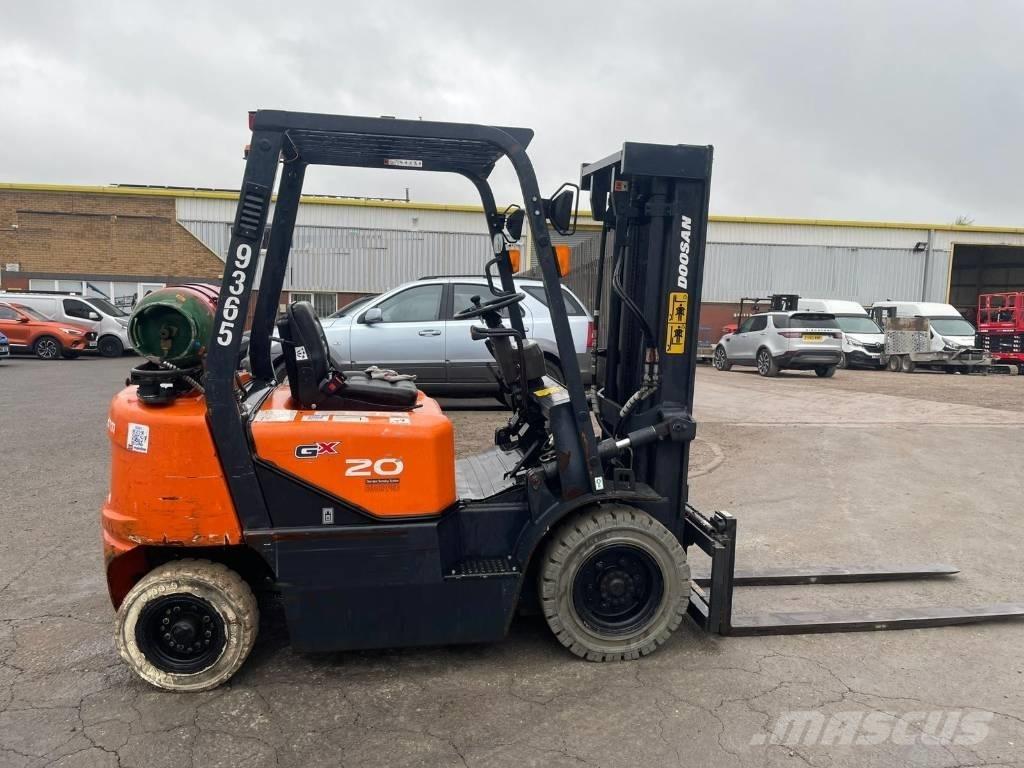 Doosan G 20 Gas Stapler