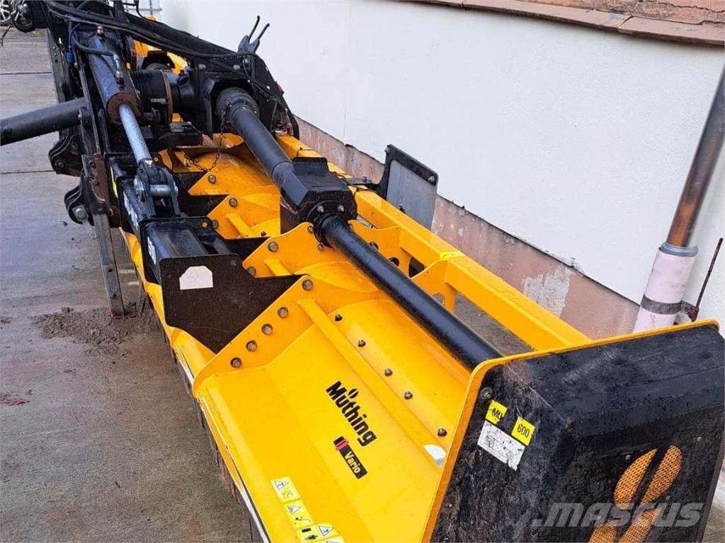 Müthing MU-M 600 F Sonstige Kommunalmaschinen