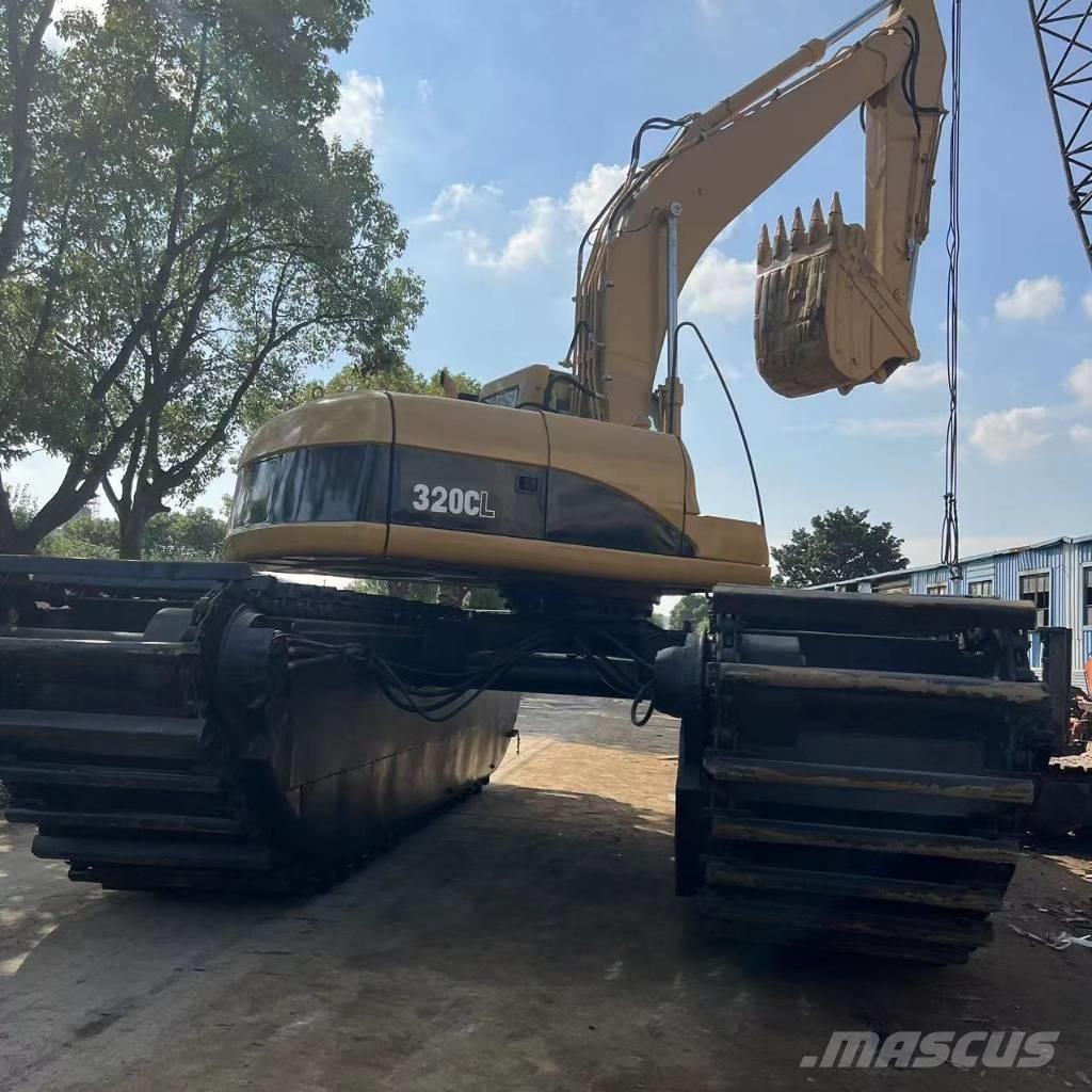 CAT 320 C Amphibienbagger