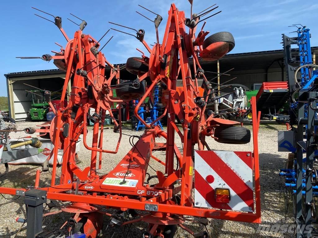 Kuhn GF8702 Kreiselheuer/-wender