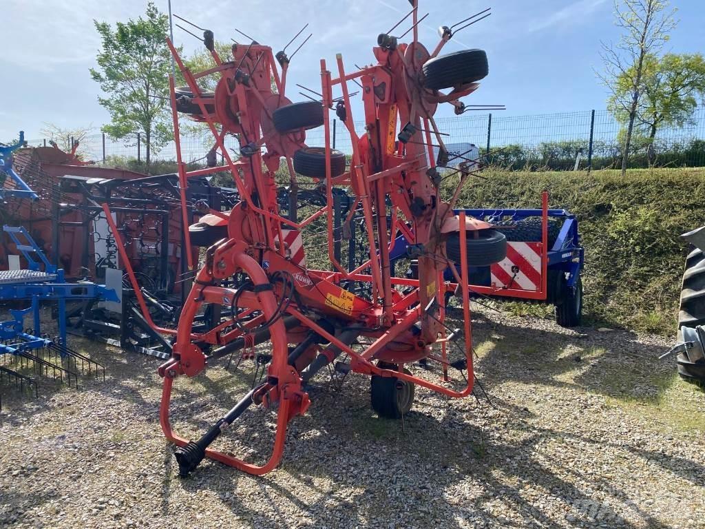Kuhn GF8702 Kreiselheuer/-wender