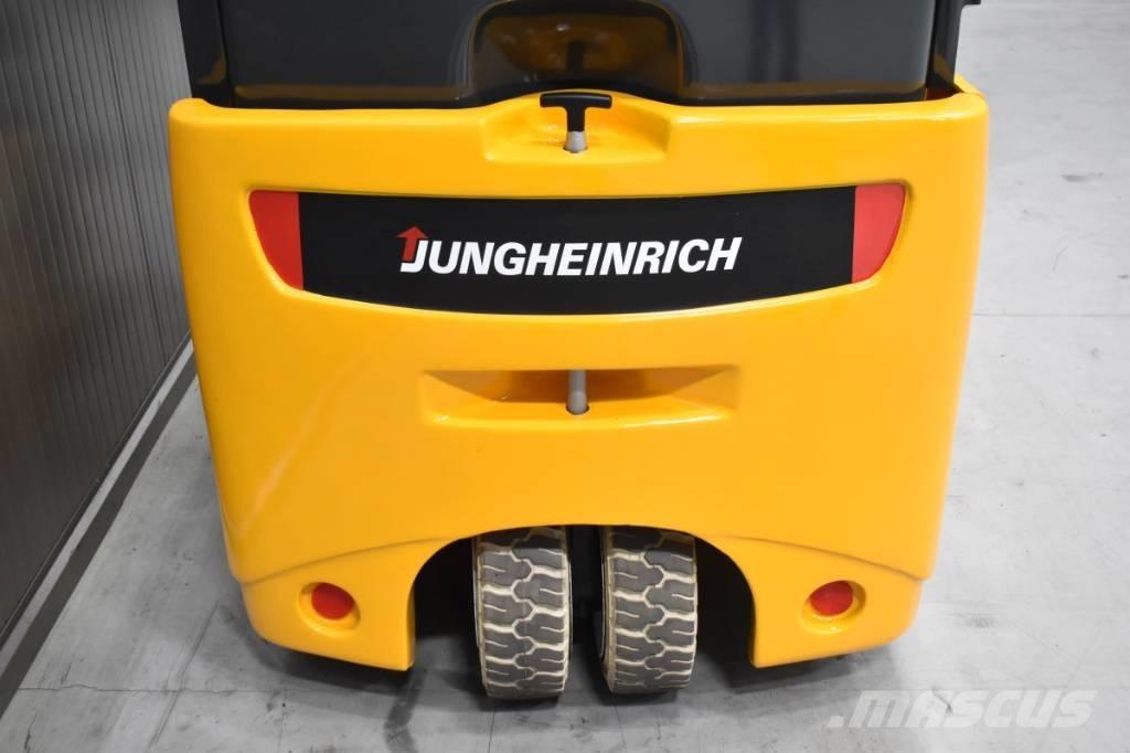Jungheinrich EFG 215 Elektro Stapler