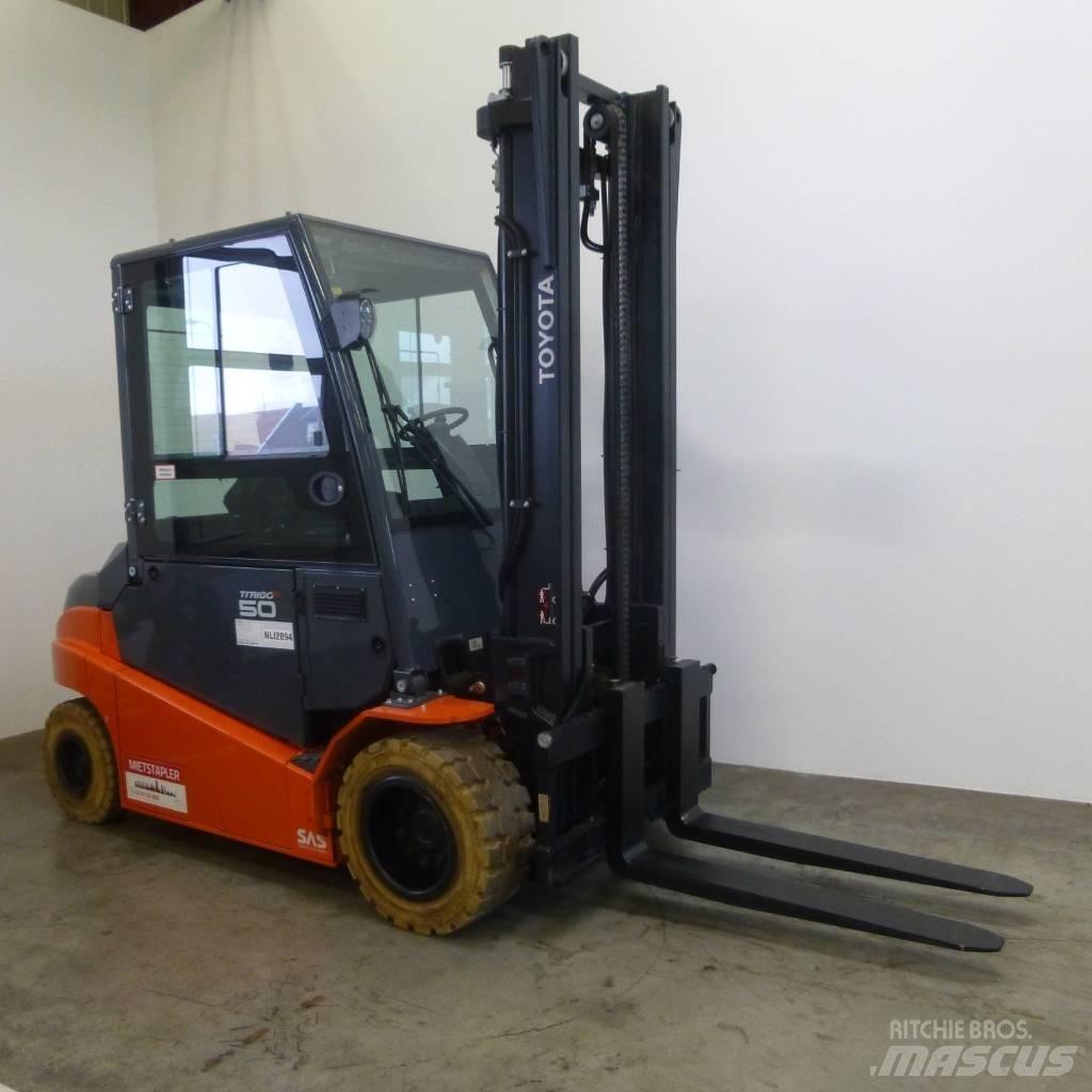 Toyota 8FBMT50 Elektro Stapler