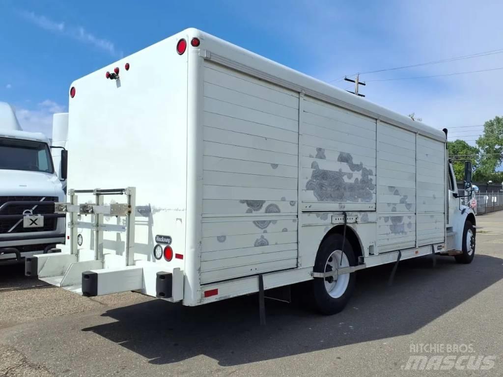 Freightliner M2 Getränkewagen