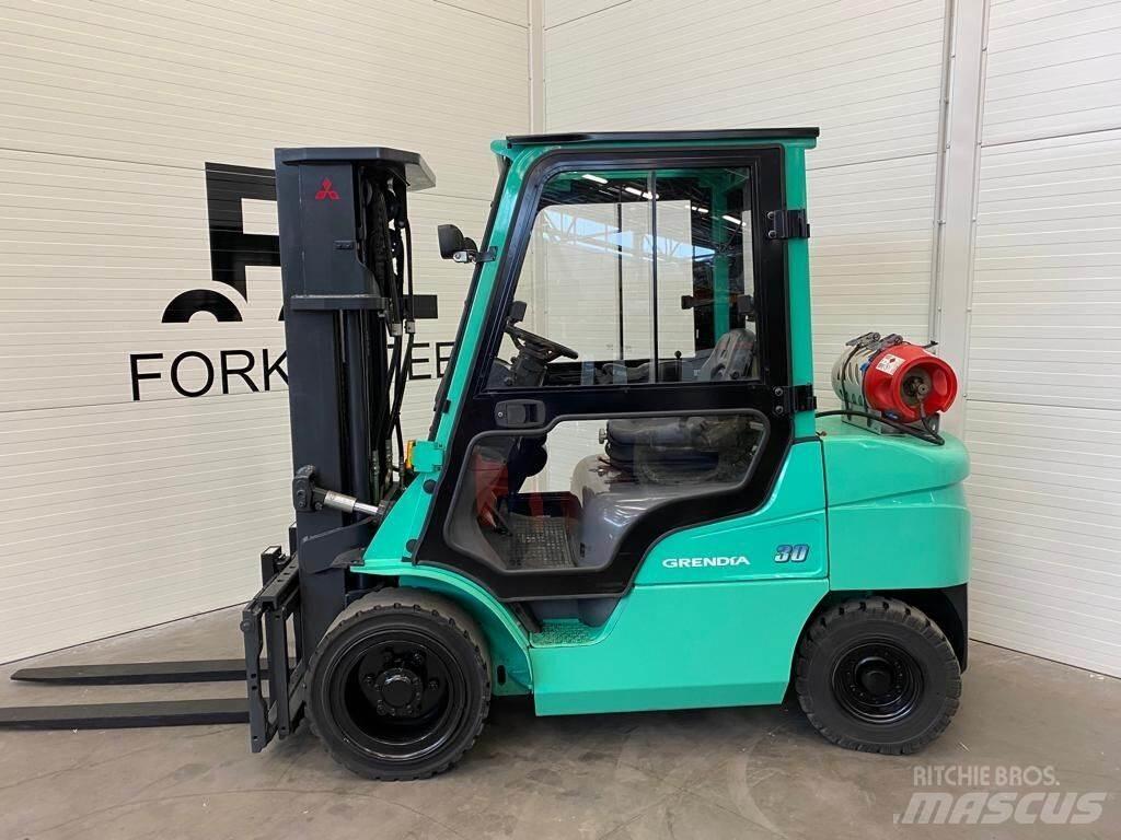 Mitsubishi FG30N Gas Stapler