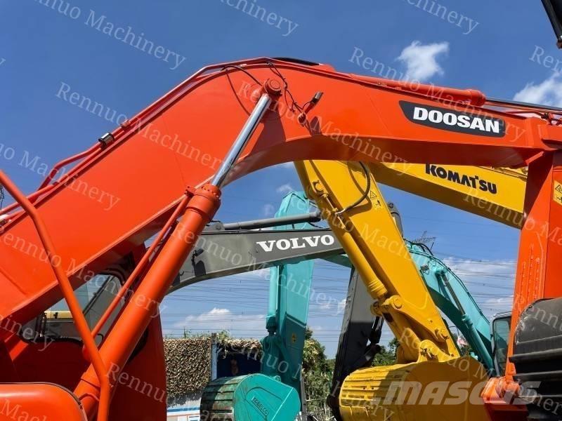 Doosan DH 300 LC-7 Raupenbagger