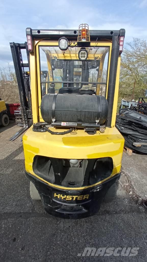 Hyster H 3.00 FT Gas Stapler
