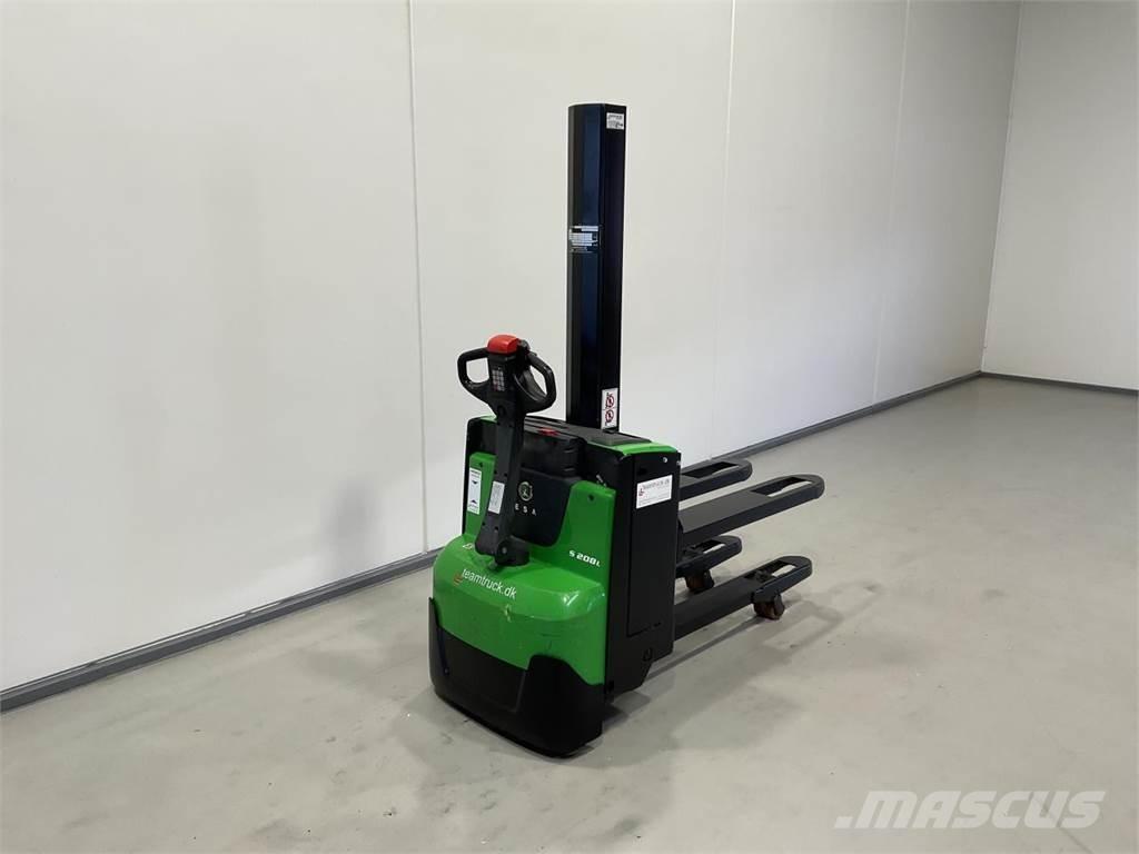 Cesab S208L Selbstfahrstapler