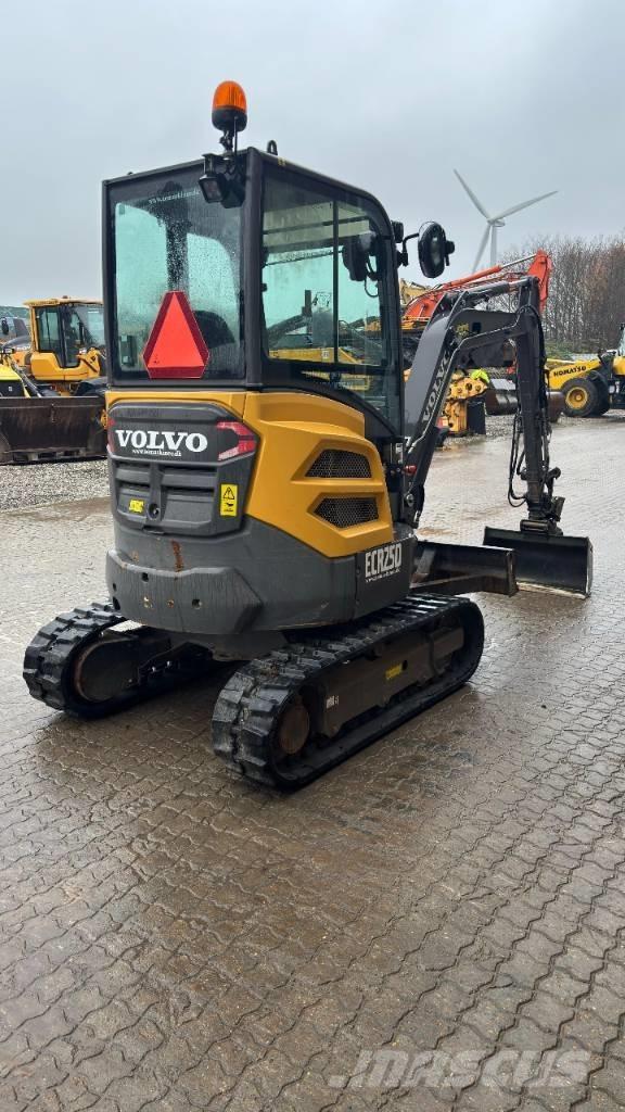 Volvo ECR 25 D Minibagger < 7t