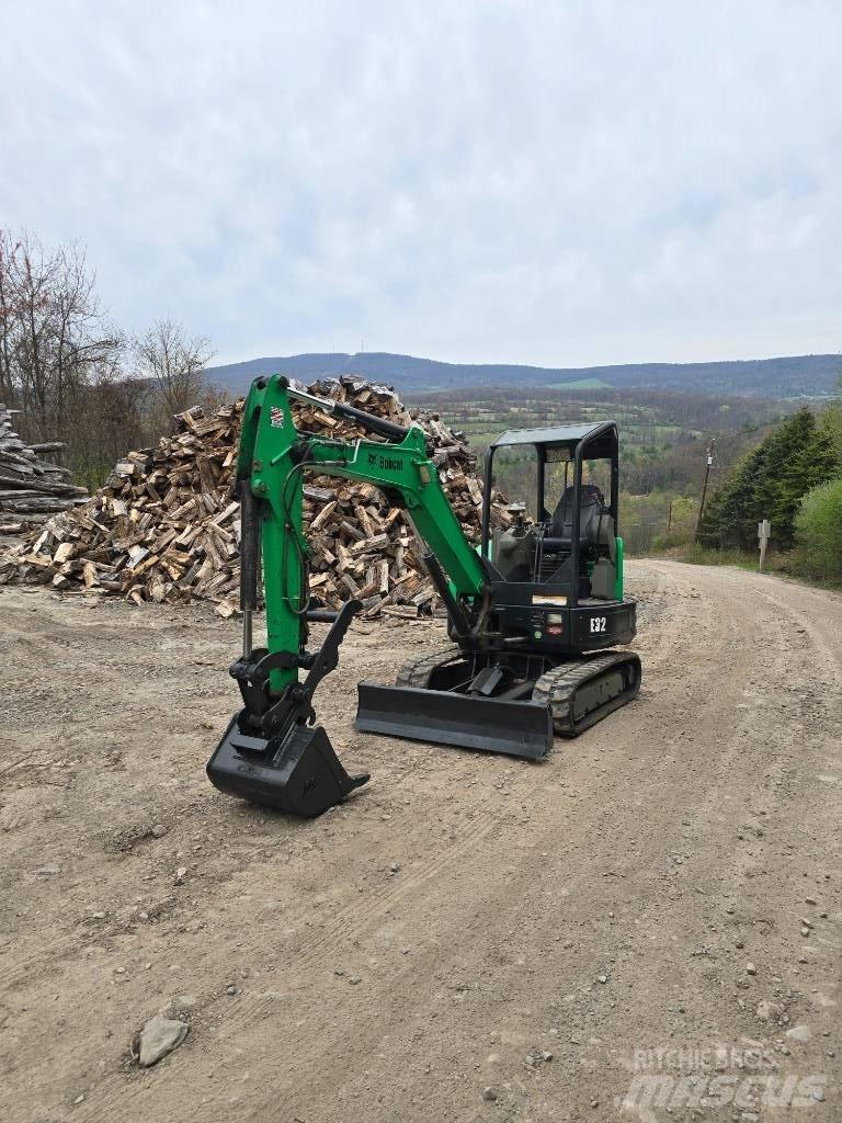 Bobcat E 32 Minibagger < 7t