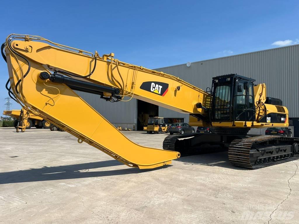 CAT 330D MH Materialumschlag