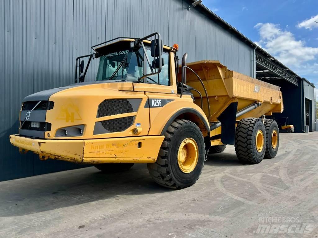 Volvo A25F Dumper - Knickgelenk
