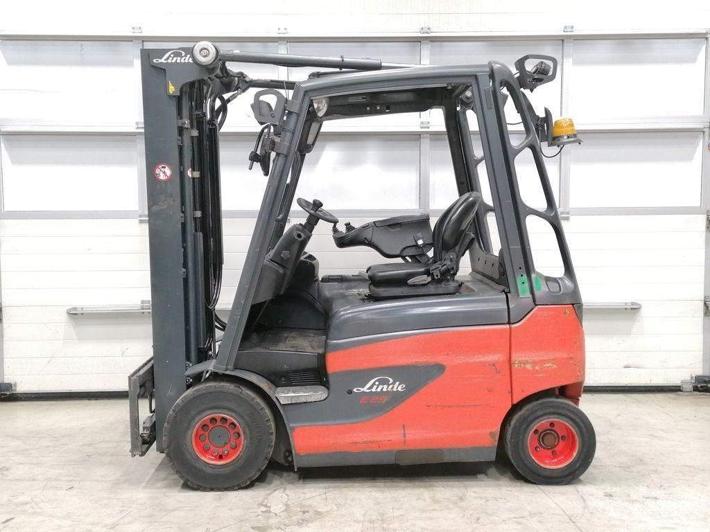 Linde E25-01 Elektro Stapler