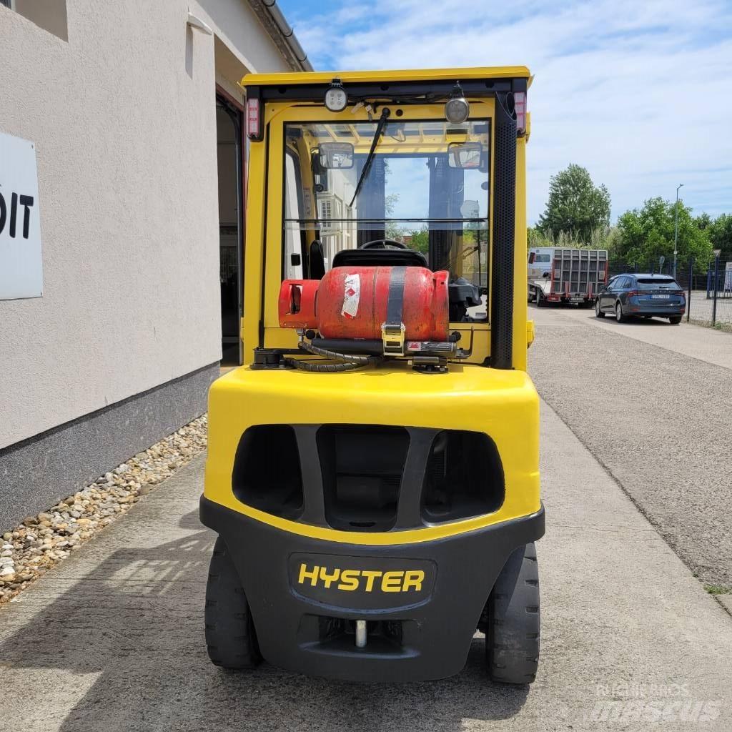 Hyster H 3.5 FT Gas Stapler
