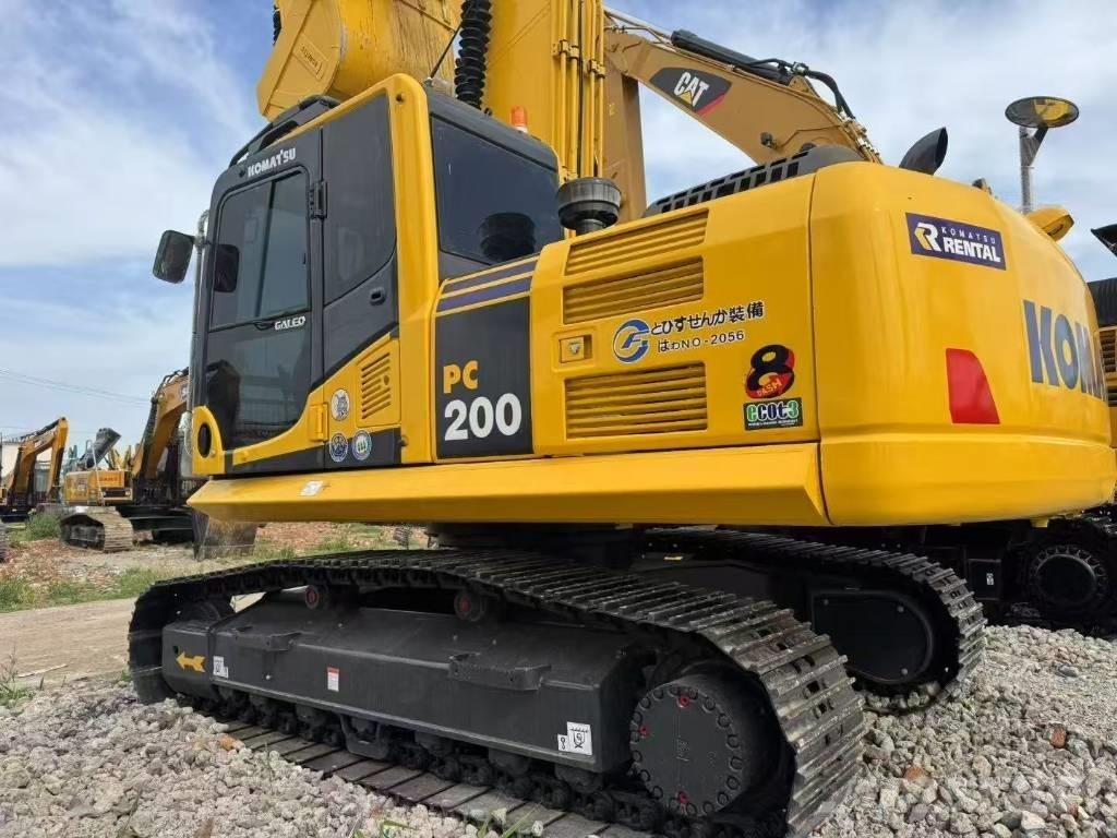 Komatsu 200-8 Raupenbagger