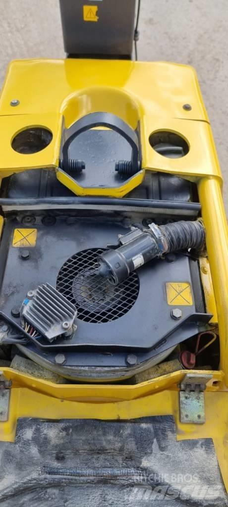 Atlas Copco LH 700 Vibrationsgeräte