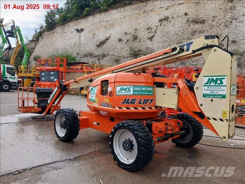 JLG 600 AJ Gelenkteleskoparbeitsbühnen