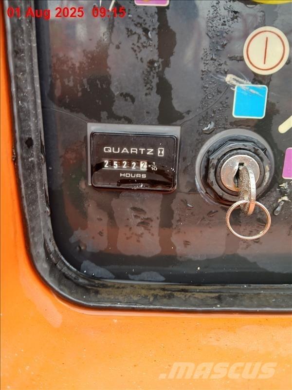 JLG 600 AJ Gelenkteleskoparbeitsbühnen