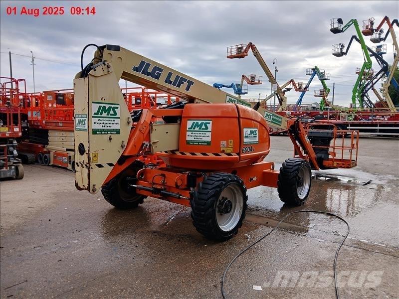 JLG 600 AJ Gelenkteleskoparbeitsbühnen