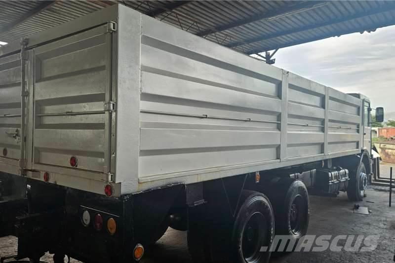 MAN 30-240 Andere Fahrzeuge
