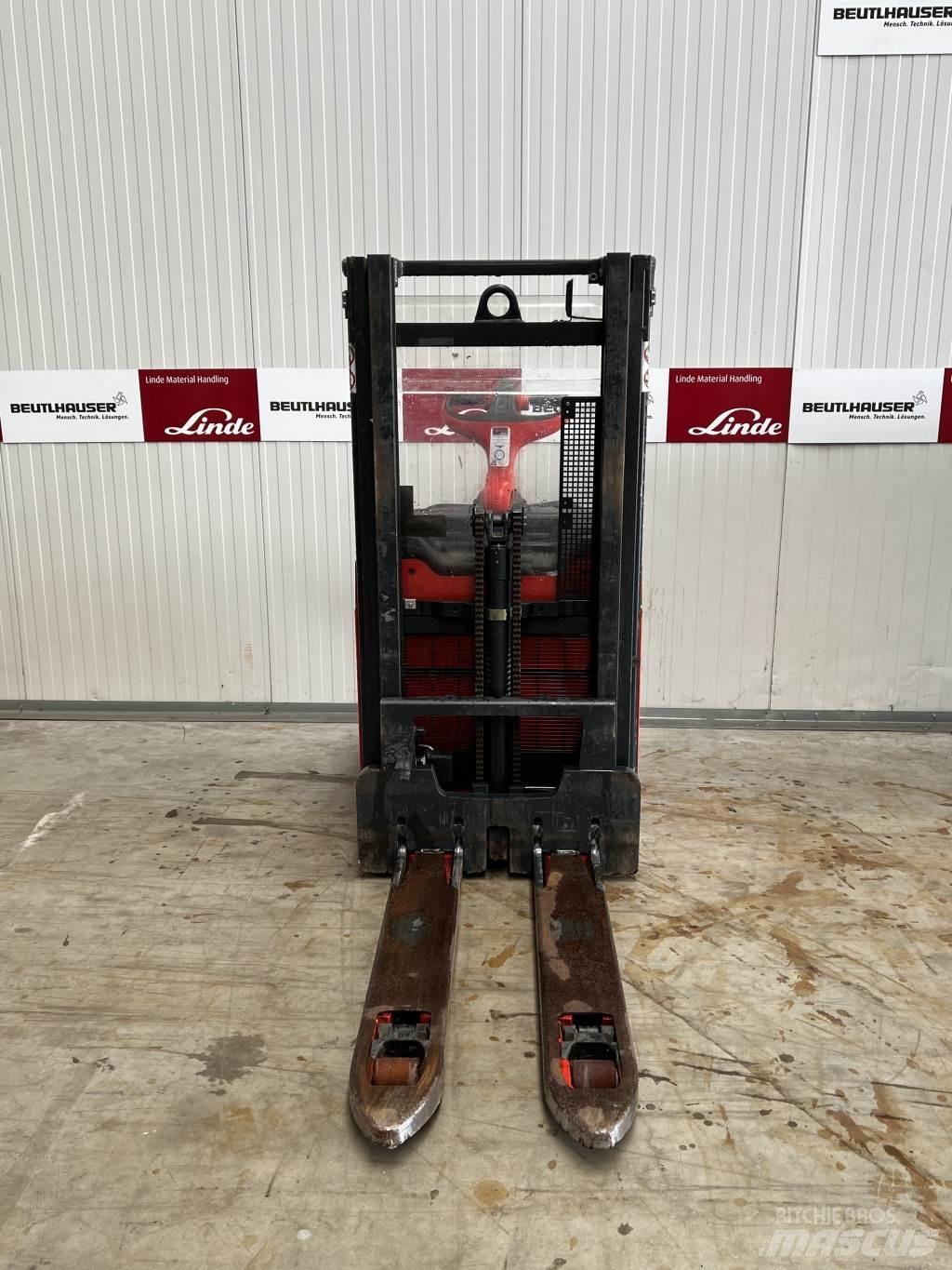 Linde D12AP Deichselstapler