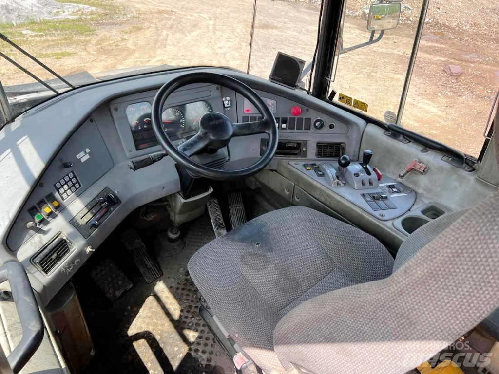Volvo A40D Dumper - Knickgelenk
