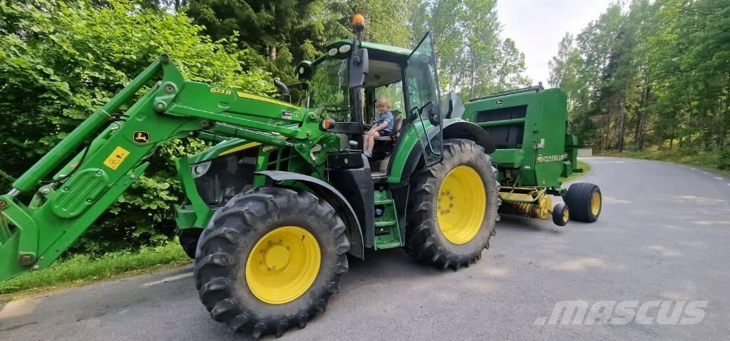 John Deere 6120 M Traktoren