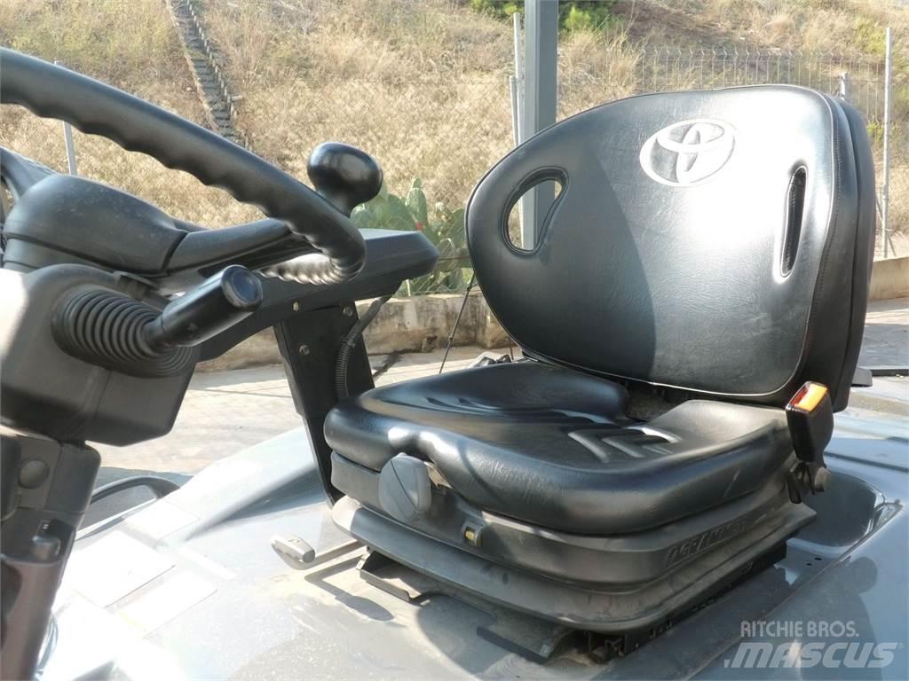 Toyota 7FBEF18 Elektro Stapler