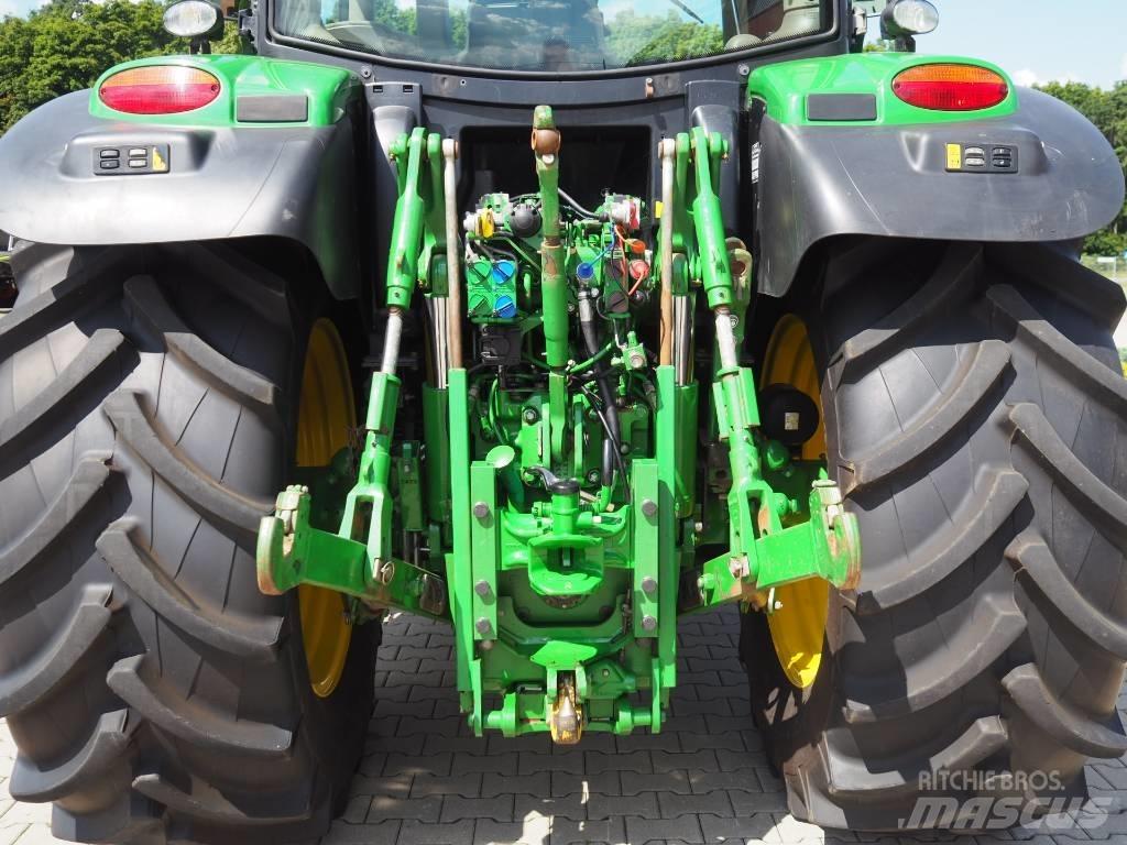 John Deere 6150R Traktoren