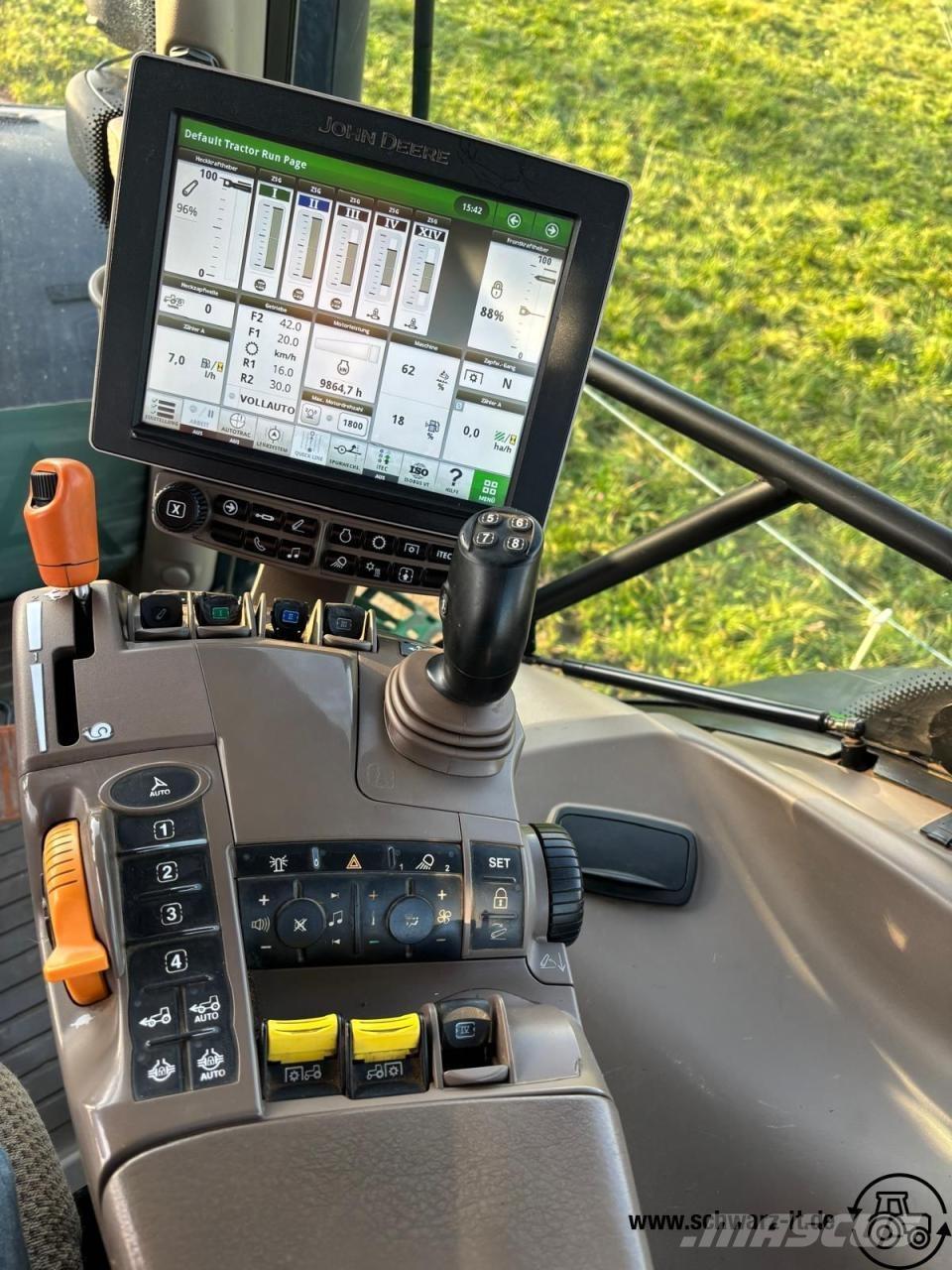 John Deere 6195R Traktoren