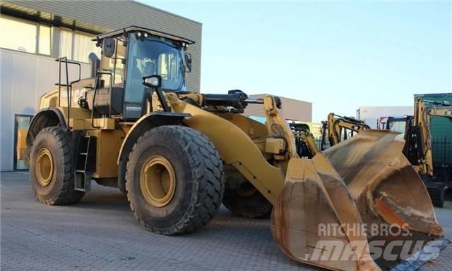CAT 966M Radlader