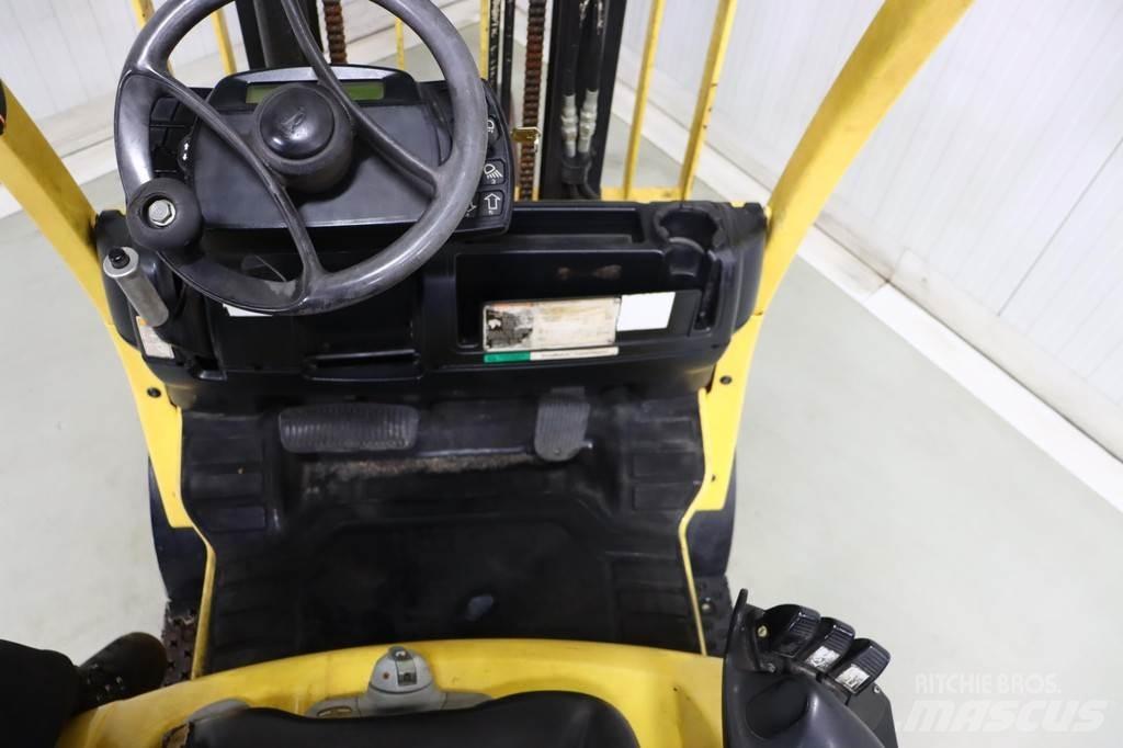 Hyster H2.0FTS Gas Stapler