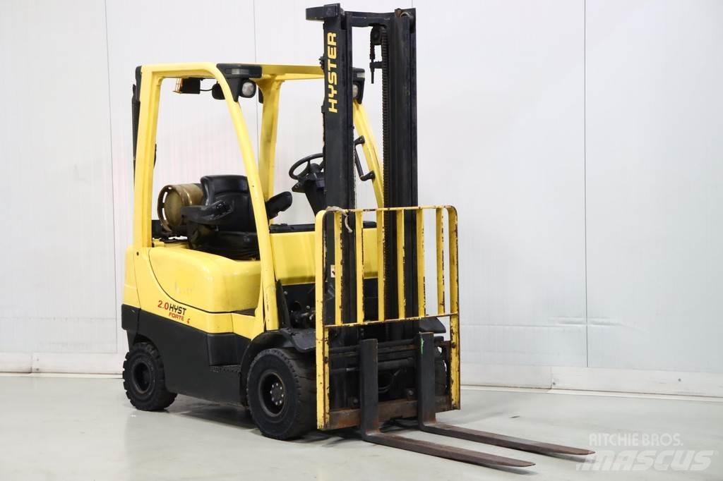 Hyster H2.0FTS Gas Stapler