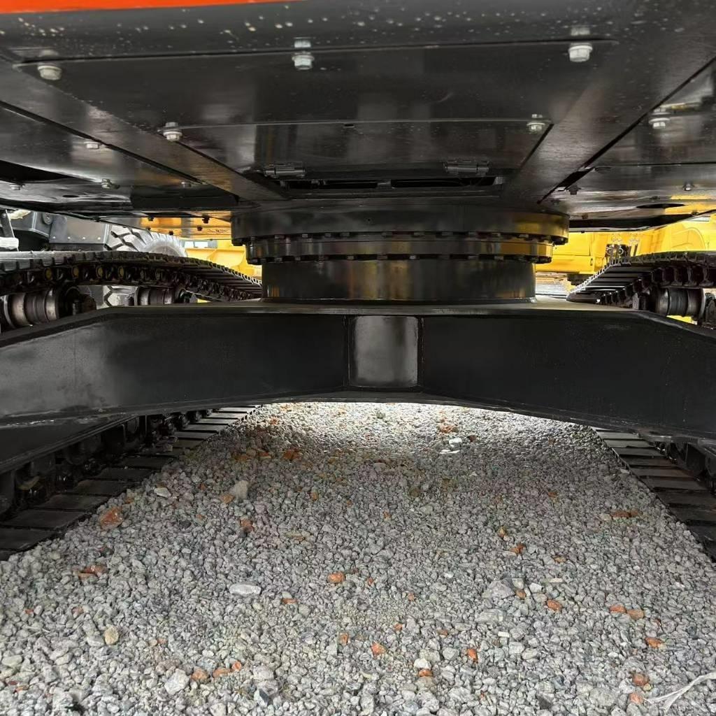 Doosan 300LC-9C Raupenbagger